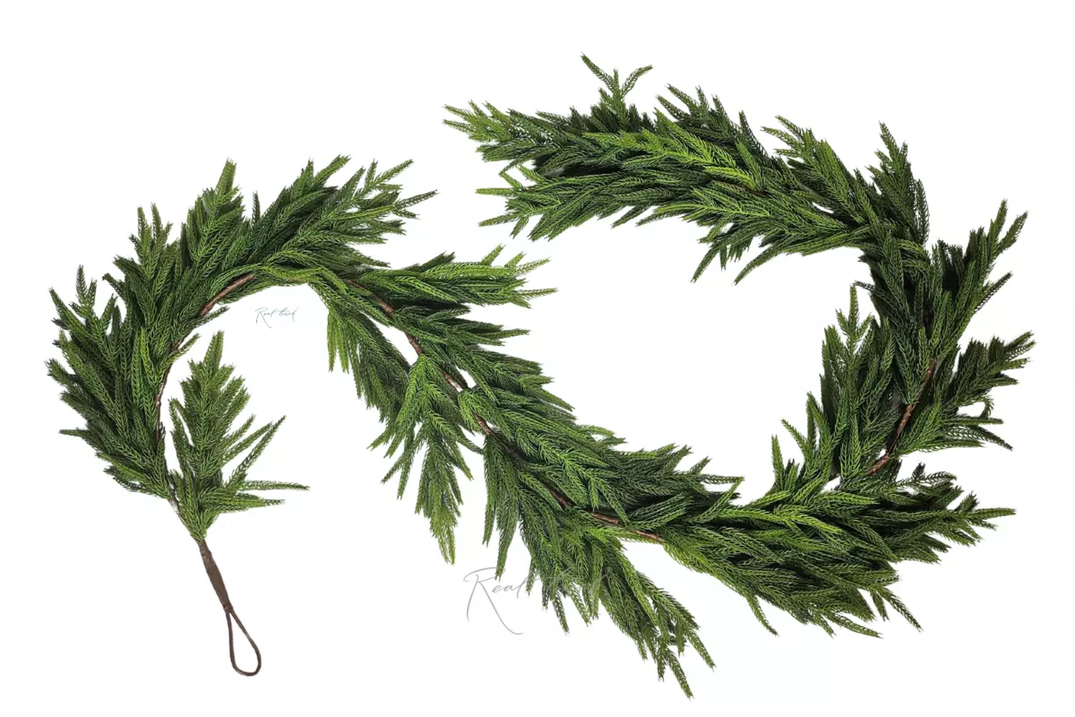 Garland of Spruce with thin twigs 200cm - green Garland of Spruce with thin twigs 200cm - green