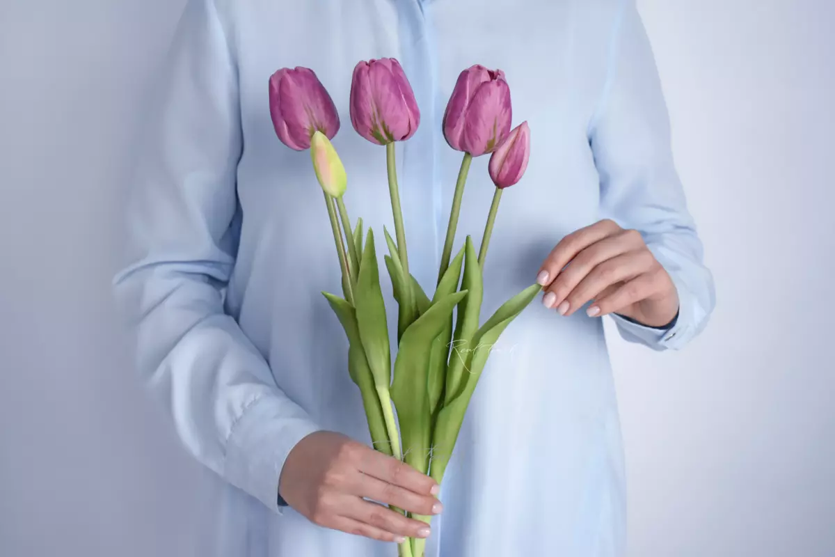 Bouquet of late tulips 3+2 - light purple 