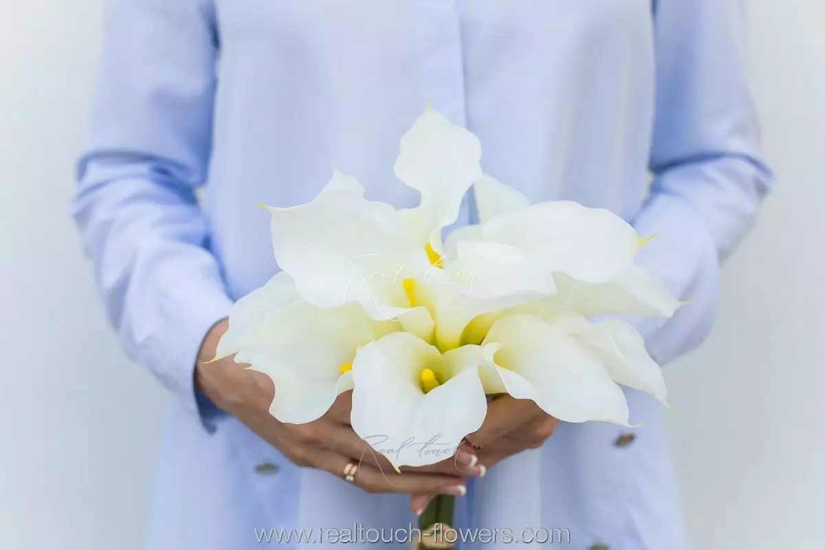 Real Touch Calla Lily Bouquet with 12 Flowers Premium - white Real Touch Calla Lily Bouquet with 12 Flowers Premium - white