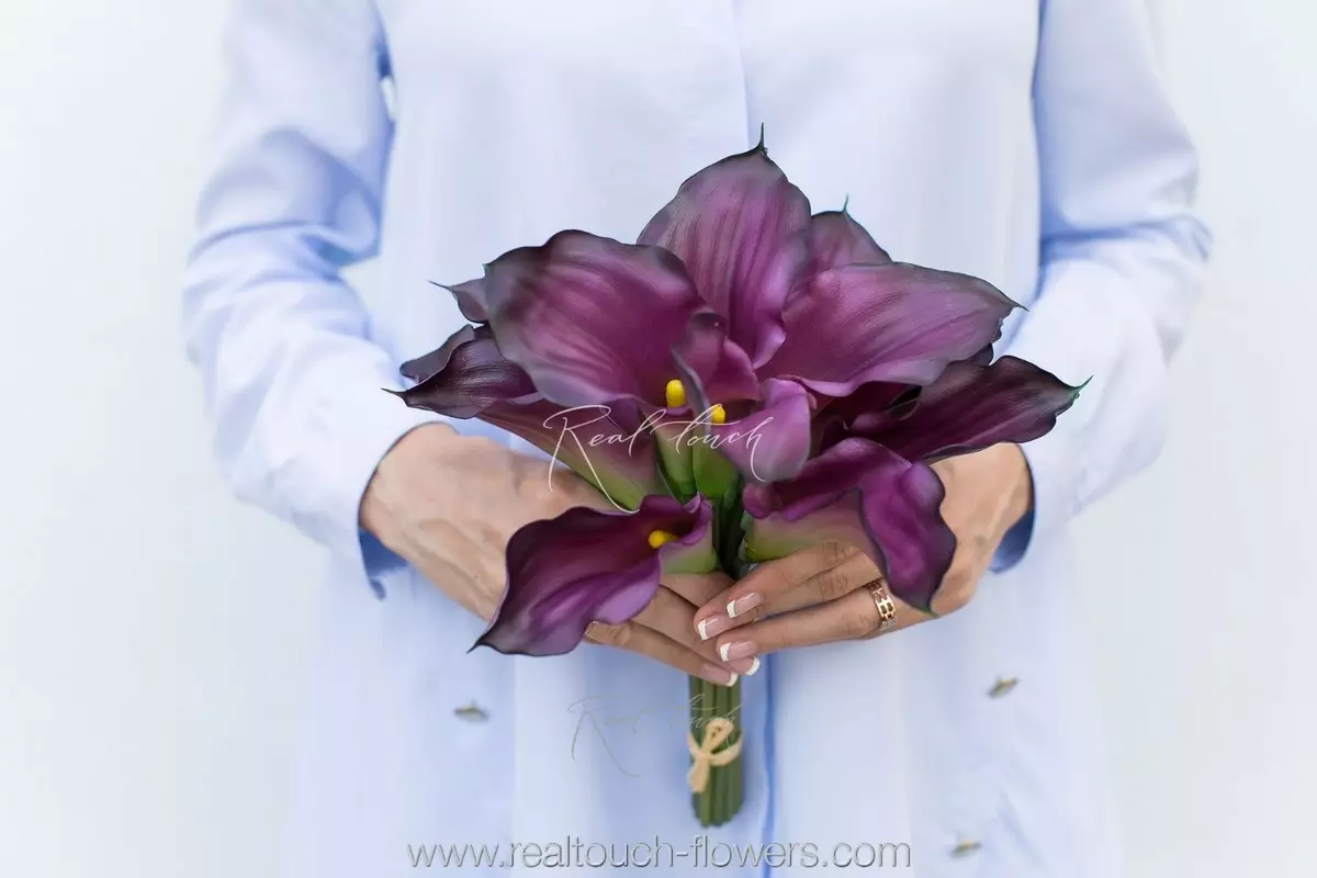 Real Touch Calla Lily Bouquet with 12 Flowers Premium - purple Real Touch Calla Lily Bouquet with 12 Flowers Premium - purple