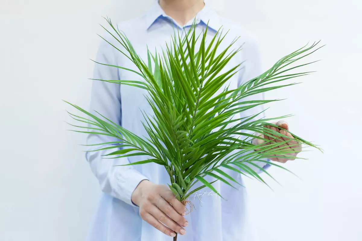 Artificial Areca palm bunch - green
