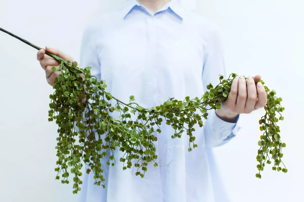 Real Touch Clover hanging plant - green Real Touch Clover hanging plant - green
