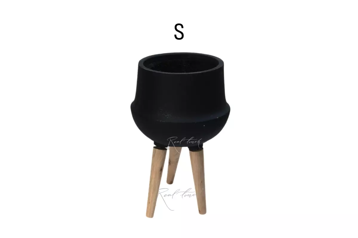 Planter Real Touch cast iron with legs (S) - Black Planter Real Touch cast iron with legs (S) - Black